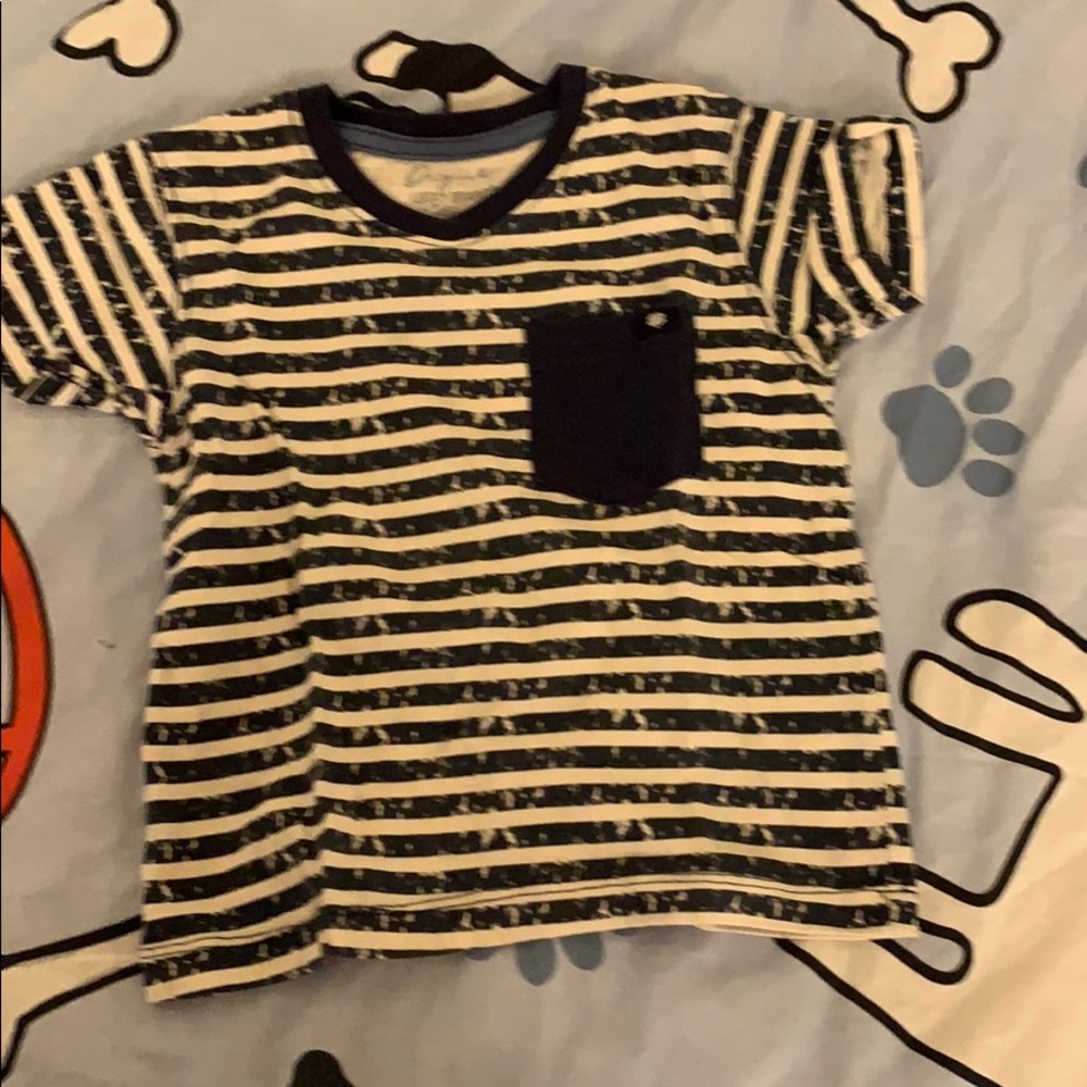 Like new lucky brand T-shirt